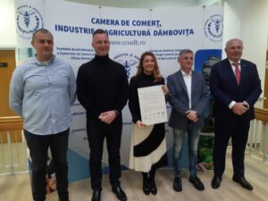Read more about the article Antreprenori de top în domeniu au semnat Acordul de constituire al ASOCIAȚIEI HORECA DÂMBOVIȚA.